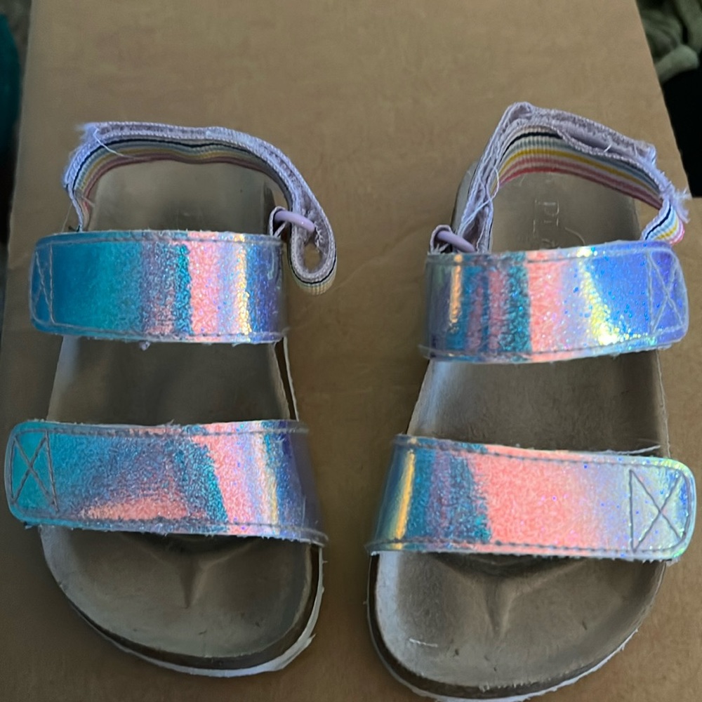 Children’s Place Velcro sandals size 6